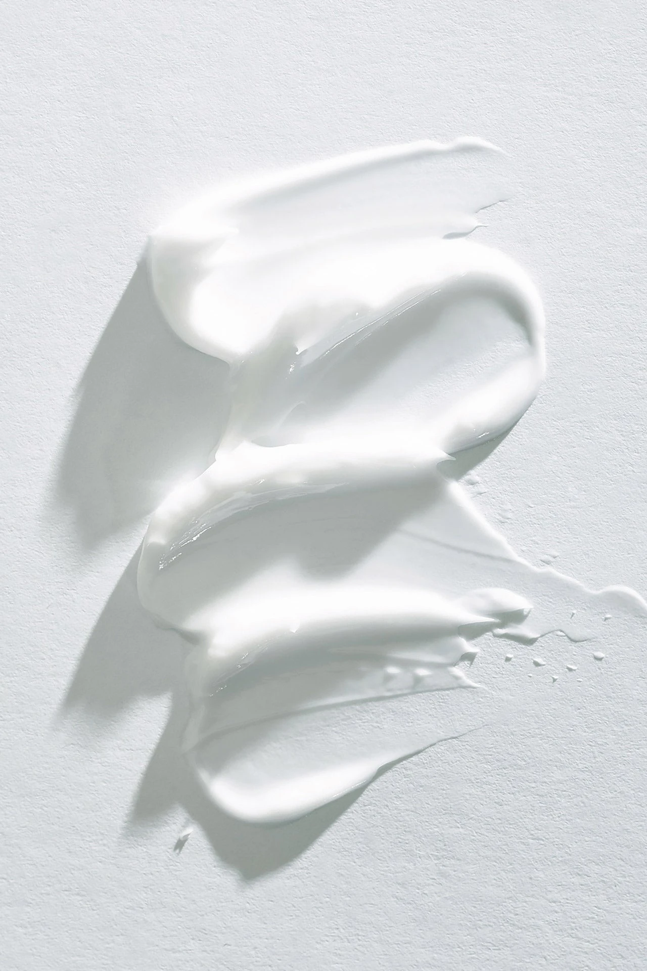 Simply Body Lotion | Pineapple + Maqui Berry + Coconut | 18 Fl Oz 4 Simply Body Lotion | Pineapple + Maqui Berry + Coconut | 18 Fl Oz - Image 2