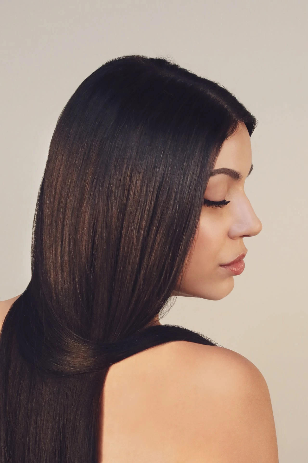 Simply Straight Straightening Serum | Waterlily + Cactus | 4 Oz 5 Simply Straight Straightening Serum | Waterlily + Cactus | 4 Oz - Image 3