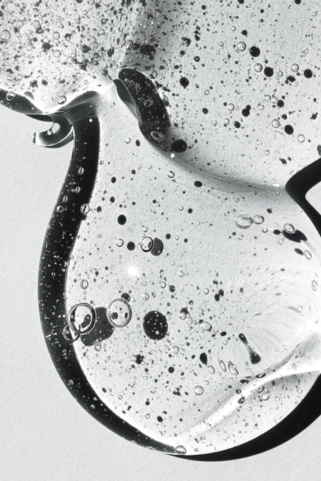 Men's 2-in-1 Shampoo & Conditioner | Invigorate: Deep Cleansing & Hydration | Charcoal + Jojoba + Mint | 18 Fl Oz 4 Men's 2-in-1 Shampoo & Conditioner | Invigorate: Deep Cleansing & Hydration | Charcoal + Jojoba + Mint | 18 Fl Oz - Image 2