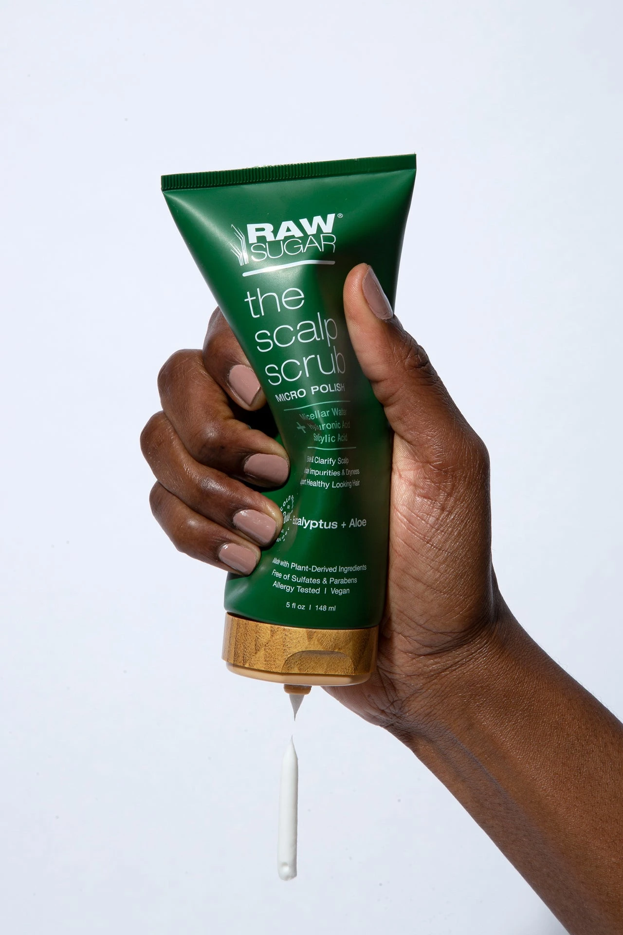 The Scalp Scrub Micro Polish | Eucalyptus + Aloe | 5 Oz 8 The Scalp Scrub Micro Polish | Eucalyptus + Aloe | 5 Oz - Image 6