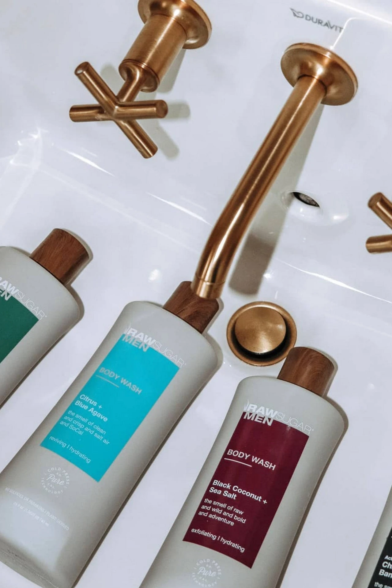 Men's Body Wash | Citrus + Blue Agave | 25 Fl Oz 10 Men's Body Wash | Citrus + Blue Agave | 25 Fl Oz - Image 8