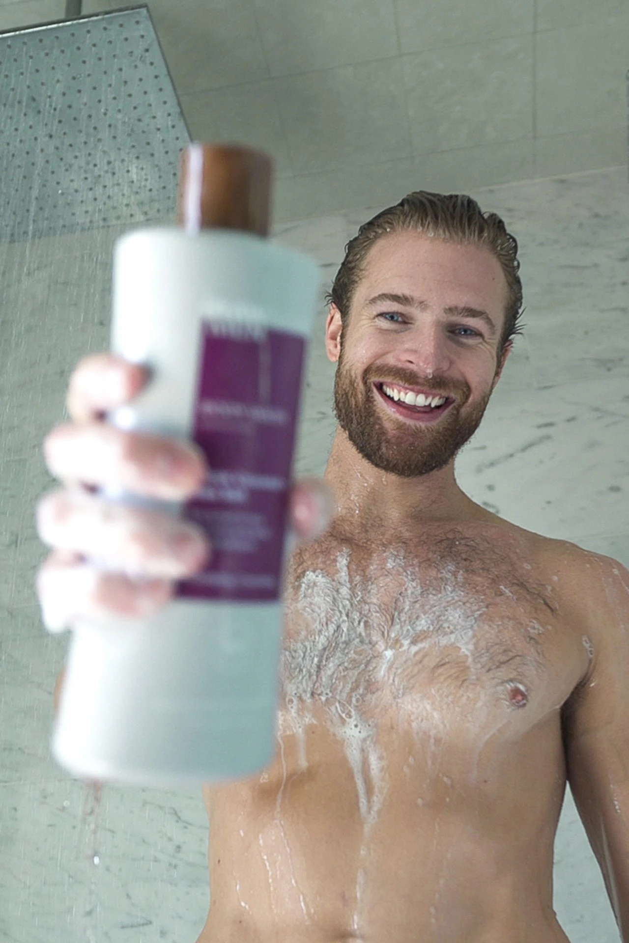 Men's Body Wash | Black Coconut + Sea Salt | 25 Fl Oz 6 Men's Body Wash | Black Coconut + Sea Salt | 25 Fl Oz - Image 4
